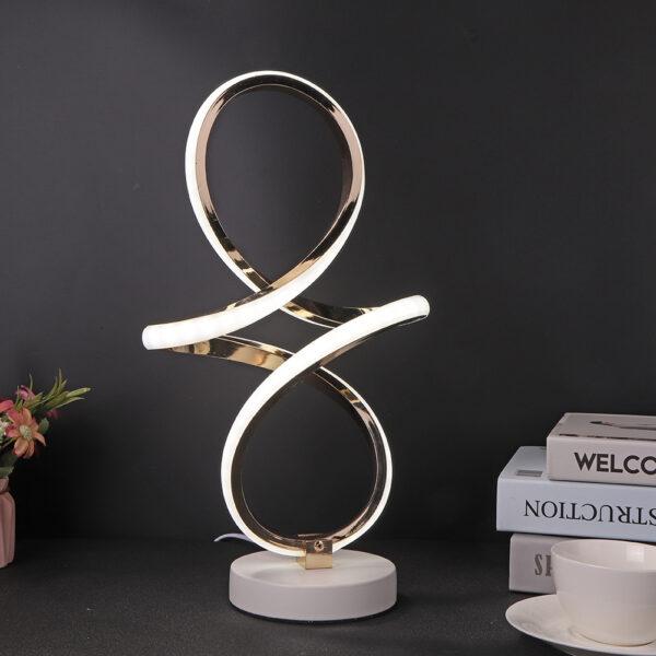 Abstrakte Designer Tischlampe 3