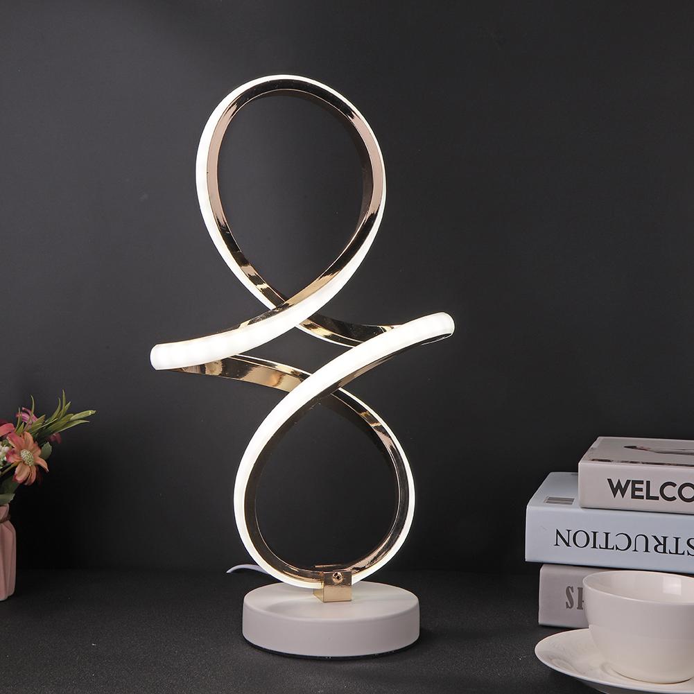 Abstrakte Designer Tischlampe 3